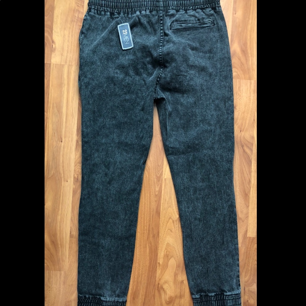 👖🔥BRAND NEW JOGGERS!